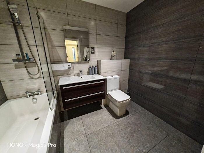 1 Bedroom Flat To Rent In Butchers Road, Supreme Point, E16