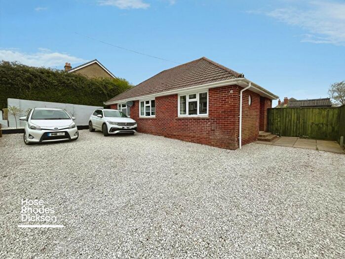 3 Bedroom Bungalow For Sale In Carter Avenue, Shanklin, Isle Of Wight, PO37