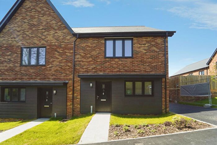 3 Bedroom Semi-Detached House For Sale In Farm Field Place, Herstmonceux, Hailsham, BN27