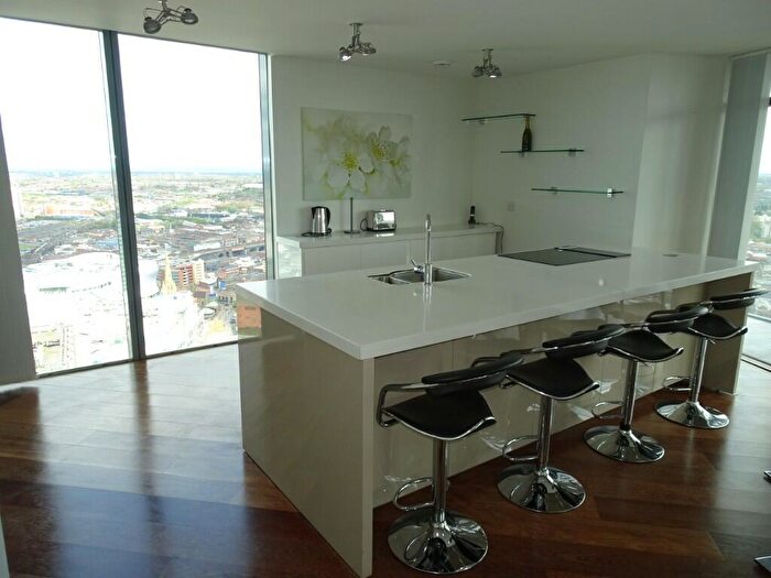 2 Bedroom Penthouse To Rent In Beetham Tower, Holloway Circus, B1