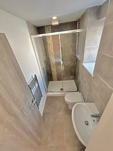 1 Bedroom Apartment To Rent In Richmond Road, Cardiff(City), CF24