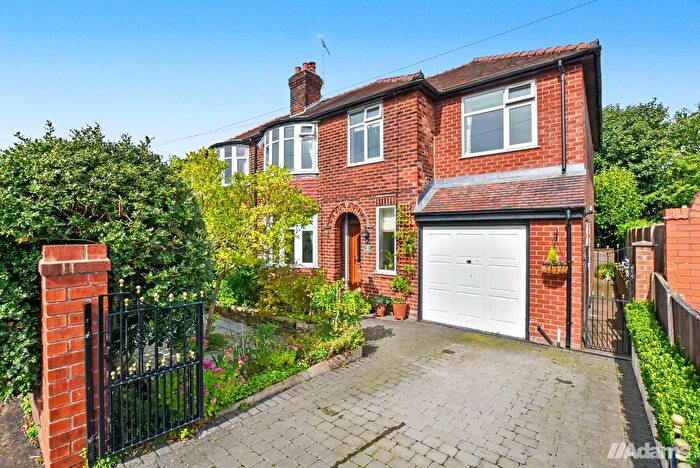 4 Bedroom Semi Detached House For Sale In Denbury Avenue, Stockton Heath, Warrington, WA4