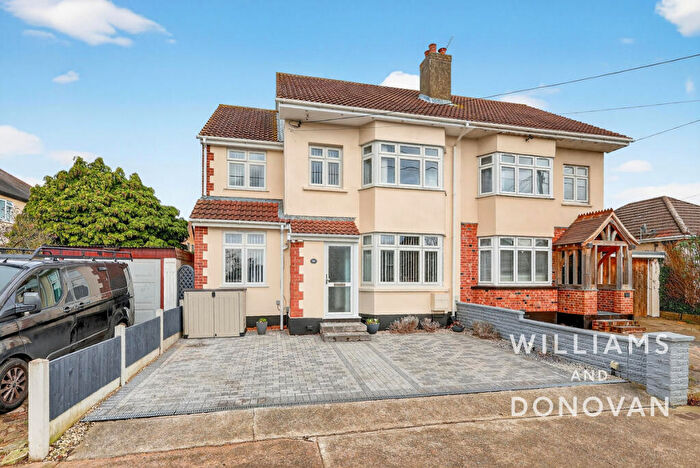 4 Bedroom Semi Detached House For Sale In Oakfield Road, South Benfleet, SS7