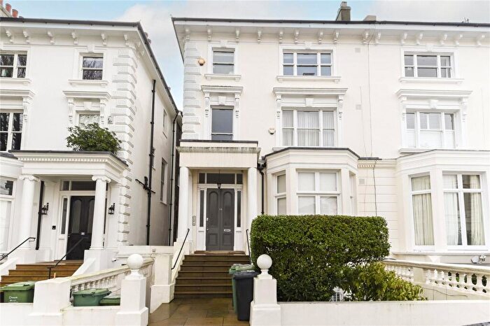 3 Bedroom Penthouse To Rent In Belsize Square, London, NW3