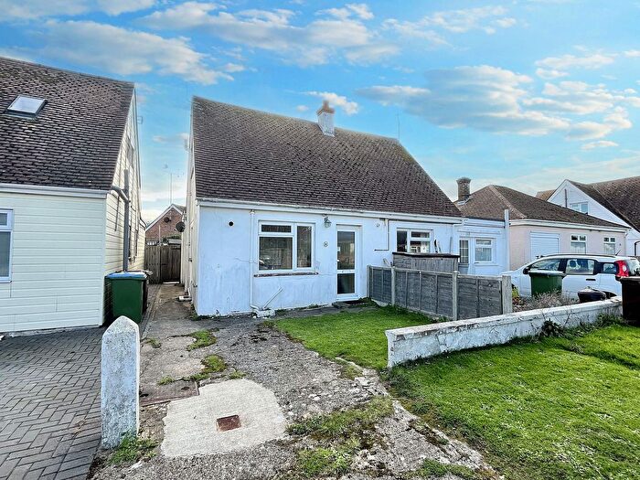 2 Bedroom Semi Detached House For Sale In Norfolk Way, Elmer Sands, PO22