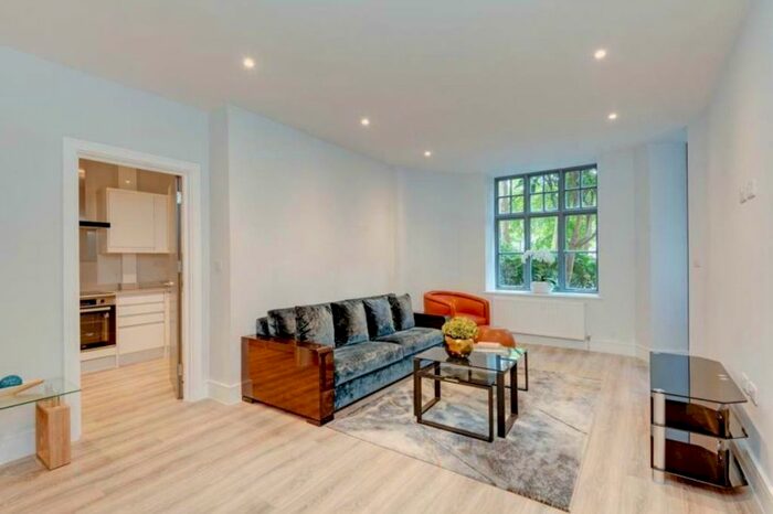 3 Bedroom End Of Terrace House To Rent In Maida Vale, Clive Court, London, W9