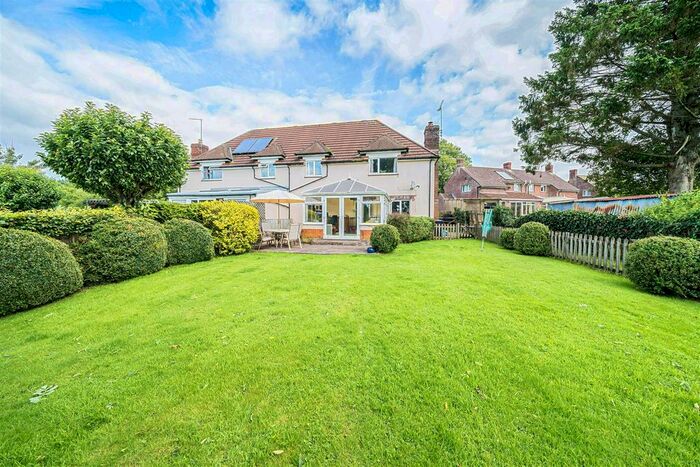 5 Bedroom Semi-Detached House For Sale In Holywell, Dorchester, DT2