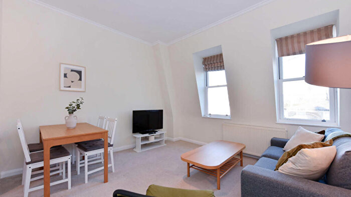 1 Bedroom Flat To Rent In Edith Grove, London, SW10