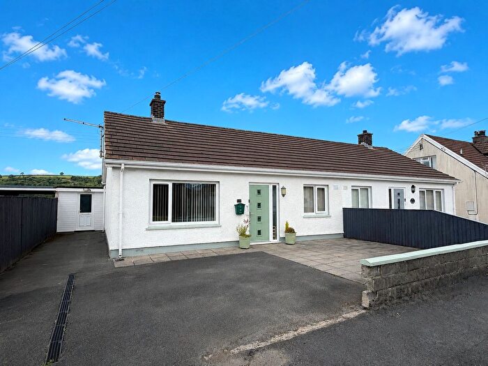 2 Bedroom Semi Detached Bungalow For Sale In Penrhiwllan, Llandysul, SA44