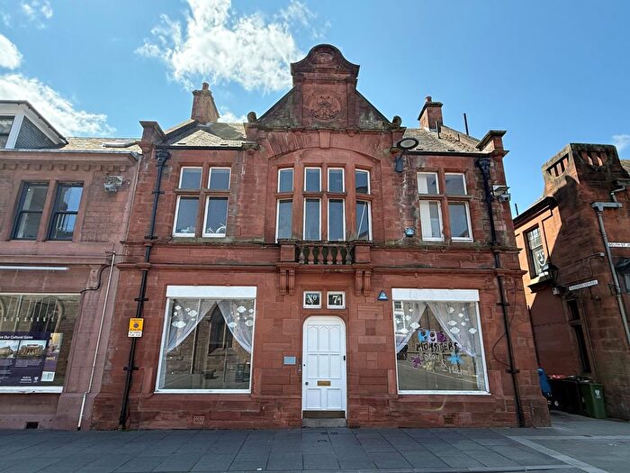 2 Bedroom Flat To Rent In South St Johns Place, Perth, PH1