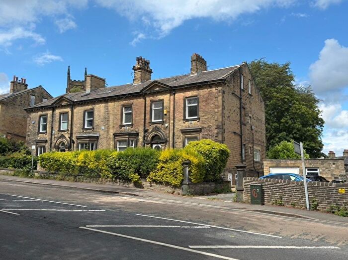 1 Bedroom Flat To Rent In Fitzwilliam Street, Huddersfield, HD1