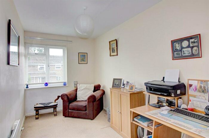3 Bedroom Bungalow For Sale In Vale Leaze, Little Somerford, SN15