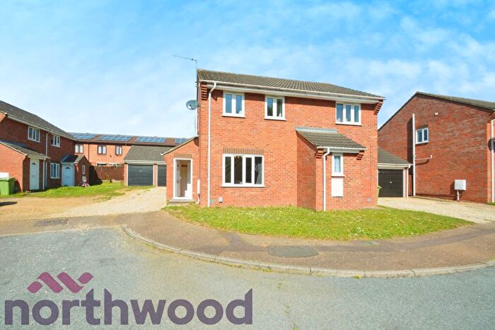 2 Bedroom Semi-Detached House To Rent In Bateman Close, Harpsfield, Norwich, NR5