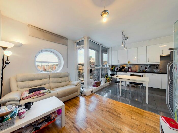 2 Bedroom Flat To Rent In Sweden Gate, London, SE16