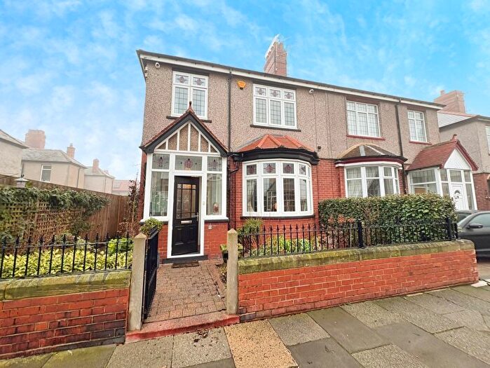 3 Bedroom Semi-Detached House For Sale In Winchester Avenue, Blyth, NE24