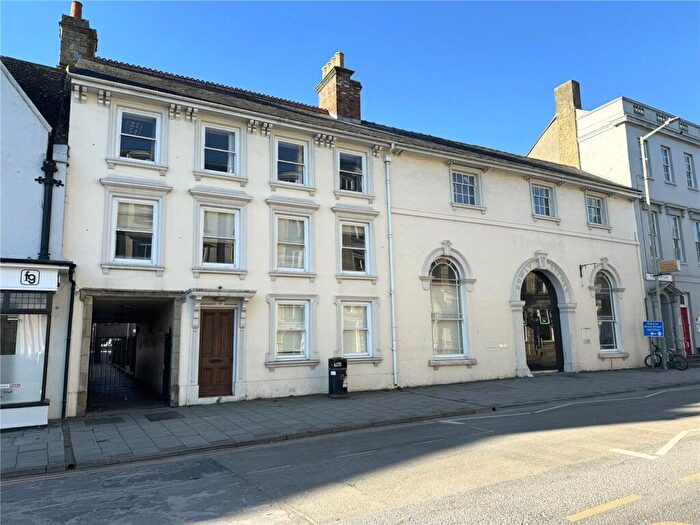 2 Bedroom Apartment To Rent In Old Town Court, - High Street, Old Town, Swindon, SN1