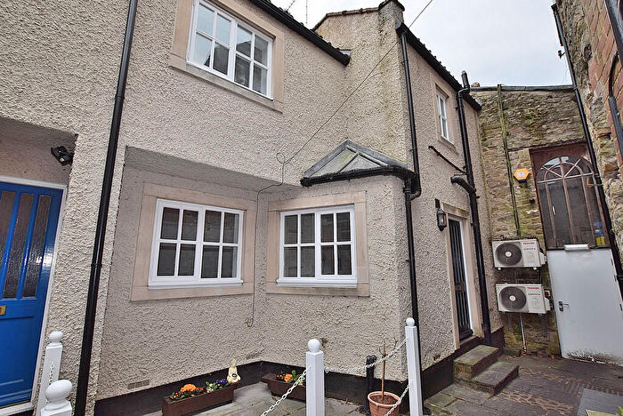 1 Bedroom Cottage For Sale In Chantry Mews, Richmond, DL10