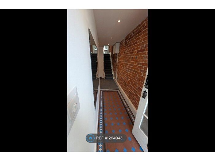 3 Bedroom Maisonette To Rent In Wincheap, Canterbury, CT1