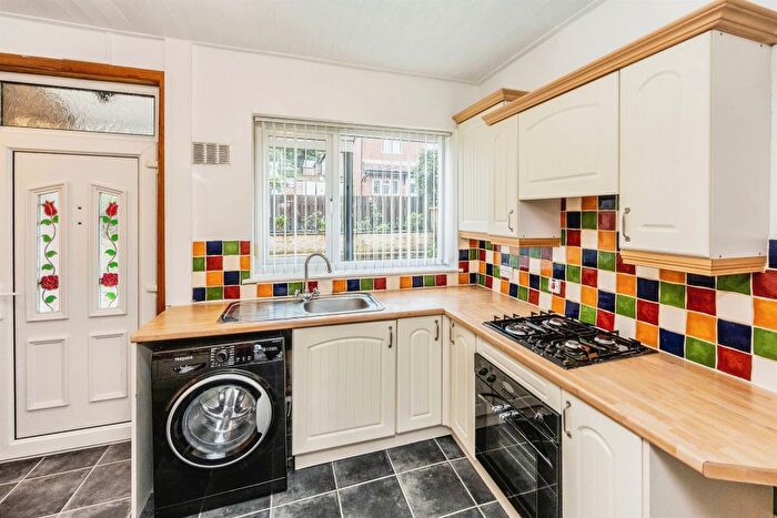 2 Bedroom End Of Terrace House For Sale In Nelson Street, Sowerby Bridge, HX6