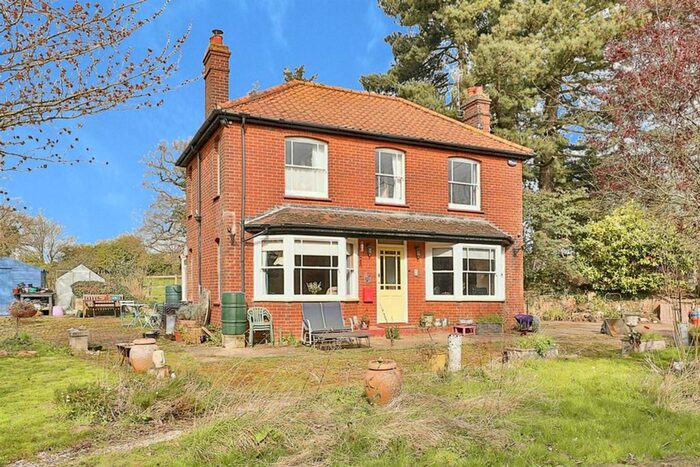 3 Bedroom Detached House For Sale In Swaffham Road, Toftrees, Fakenham, NR21