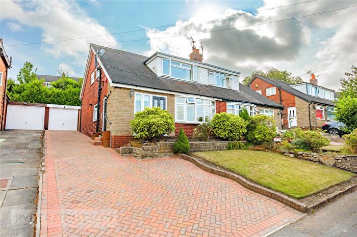 3 Bedroom Semi-Detached House For Sale In Claytons Close, Springhead, Saddleworth, OL4