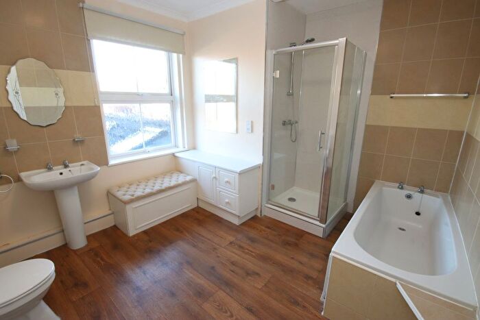3 Bedroom Flat To Rent In High Street, Flitwick, MK45