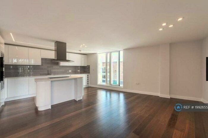 2 Bedroom Flat To Rent In Dray House, London, N1