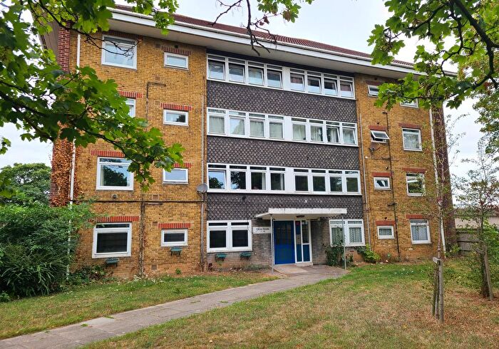 1 Bedroom Flat For Sale In Old Redbridge Road, Southampton, SO15