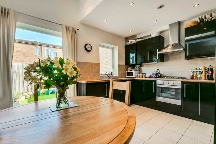 2 Bedroom Terraced House To Rent In Tyneham Road, London, SW11