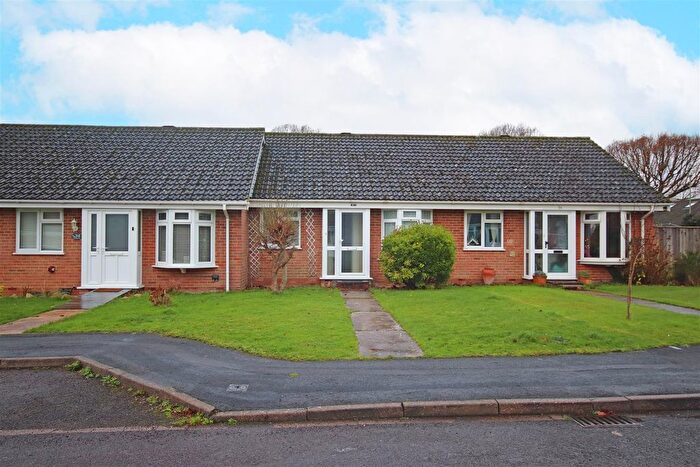 2 Bedroom Bungalow To Rent In Little Dene Copse, Pennington, SO41