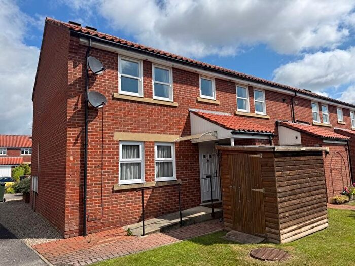 2 Bedroom Flat For Sale In Bells Court, Helmsley, YO62