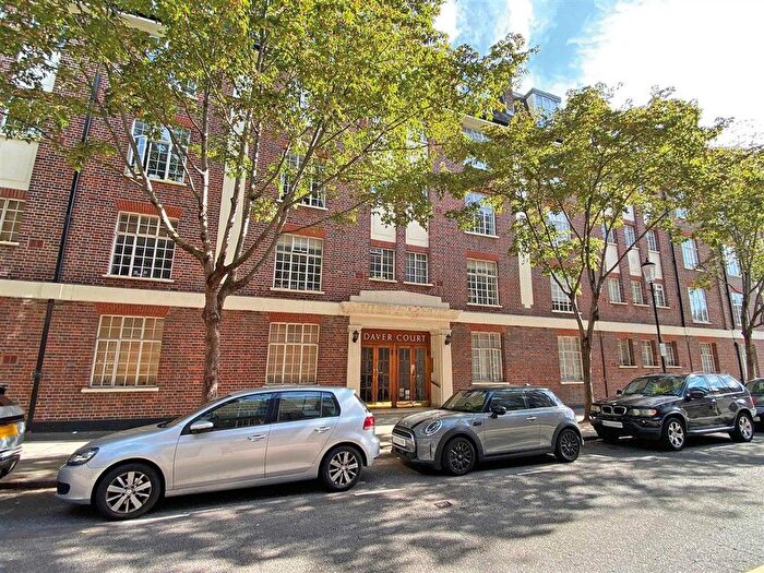3 Bedroom Flat For Sale In Chelsea Manor Street, London, SW3