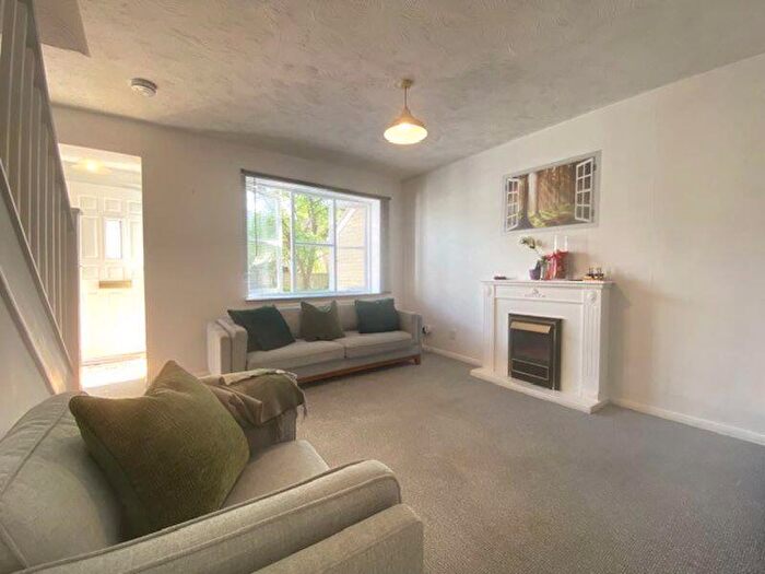 2 Bedroom End Of Terrace House To Rent In Humphrys Barton, Bristol, BS4