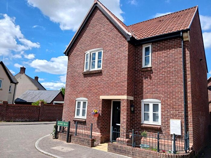 3 Bedroom Detached House For Sale In Bourke Road, Shepton Mallet, BA4