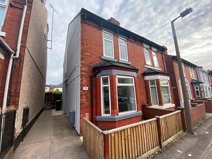 3 Bedroom House To Rent In Oxford Street, Kirkby-In-Ashfield, Nottingham, NG17