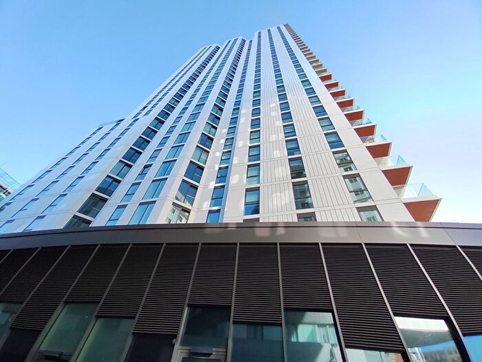 1 Bedroom Flat To Rent In Burbridge Way, London, N17