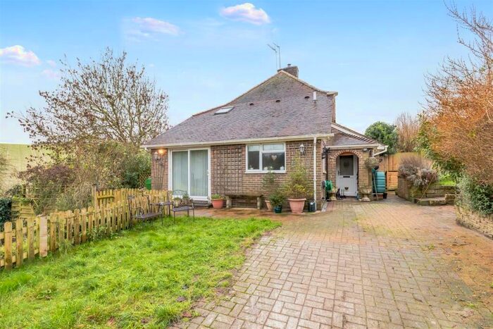 4 Bedroom Semi-Detached House For Sale In Old Brighton Road, Lewes, BN7