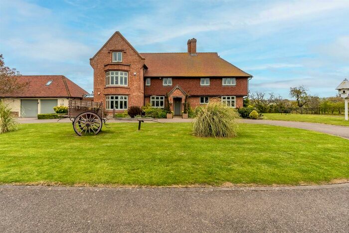 5 Bedroom Detached House For Sale In Seasalter Road, Graveney, Faversham, ME13