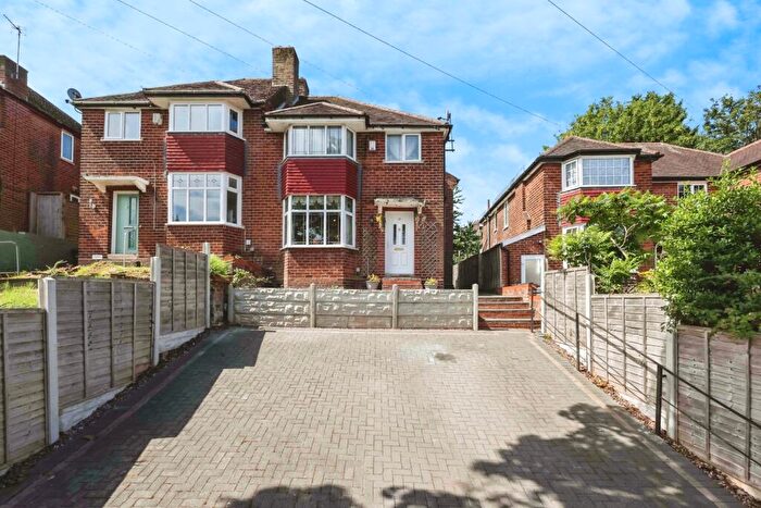 3 Bedroom Semi-Detached House For Sale In Beauchamp Avenue, Birmingham, West Midlands, B20
