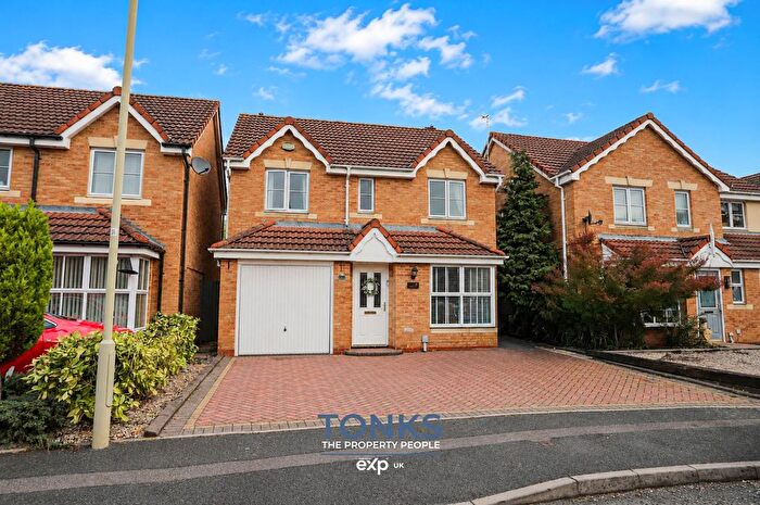 4 Bedroom Detached House For Sale In Stadium Drive, Dudley, DY2