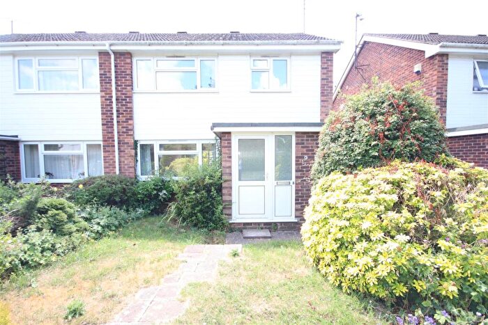3 Bedroom House To Rent In Brownlow Road, Cambridge, CB4