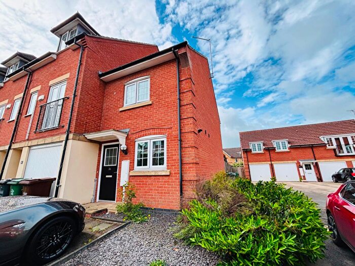 2 Bedroom Terraced House To Rent In Threadcutters Way, Shepshed, Loughborough, LE12