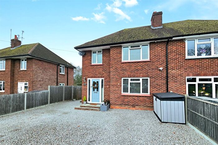 3 Bedroom Semi Detached House For Sale In Worsley Road, Frimley, Camberley, Surrey, GU16