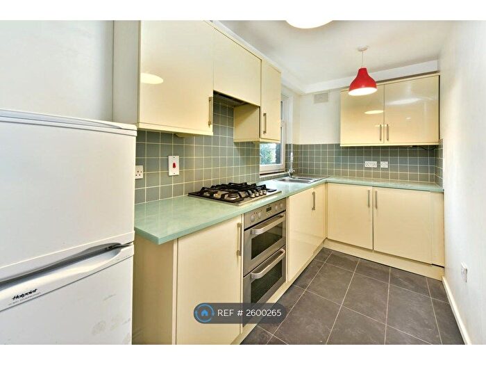 4 Bedroom Flat To Rent In Hamilton Park, London, N5