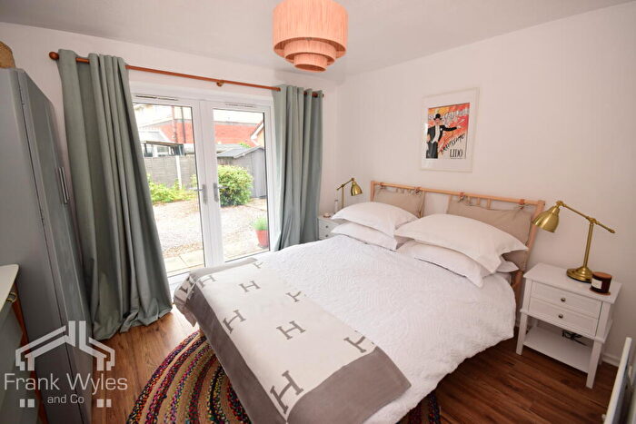3 Bedroom Bungalow For Sale In Anchor Way Lytham St Annes Lancashire, FY8