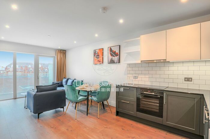 1 Bedroom Flat To Rent In Fairbank House, Beaufort Square, London, Greater London, NW9