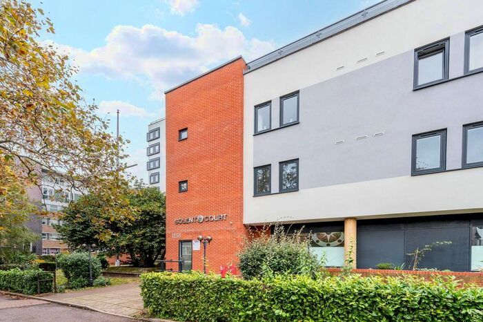 1 Bedroom Flat To Rent In .London Road, Norbury, London, SW16