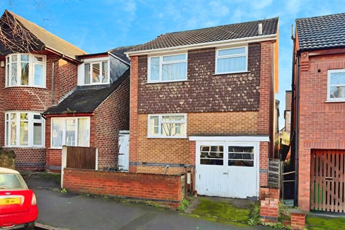 3 Bedroom Detached House For Sale In Harrington Drive, Lenton, NG7