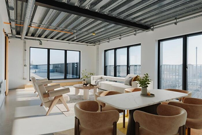 2 Bedroom Apartment To Rent In Aire Lofts, Climate Innovation District, LS9