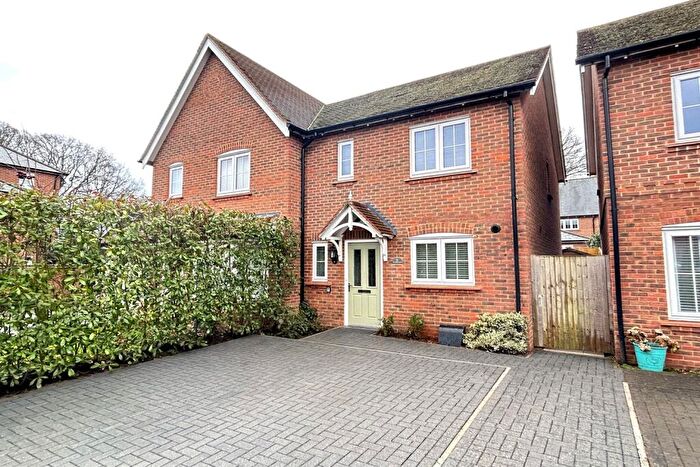 2 Bedroom Semi Detached House To Rent In Chineham, Basingstoke, RG24